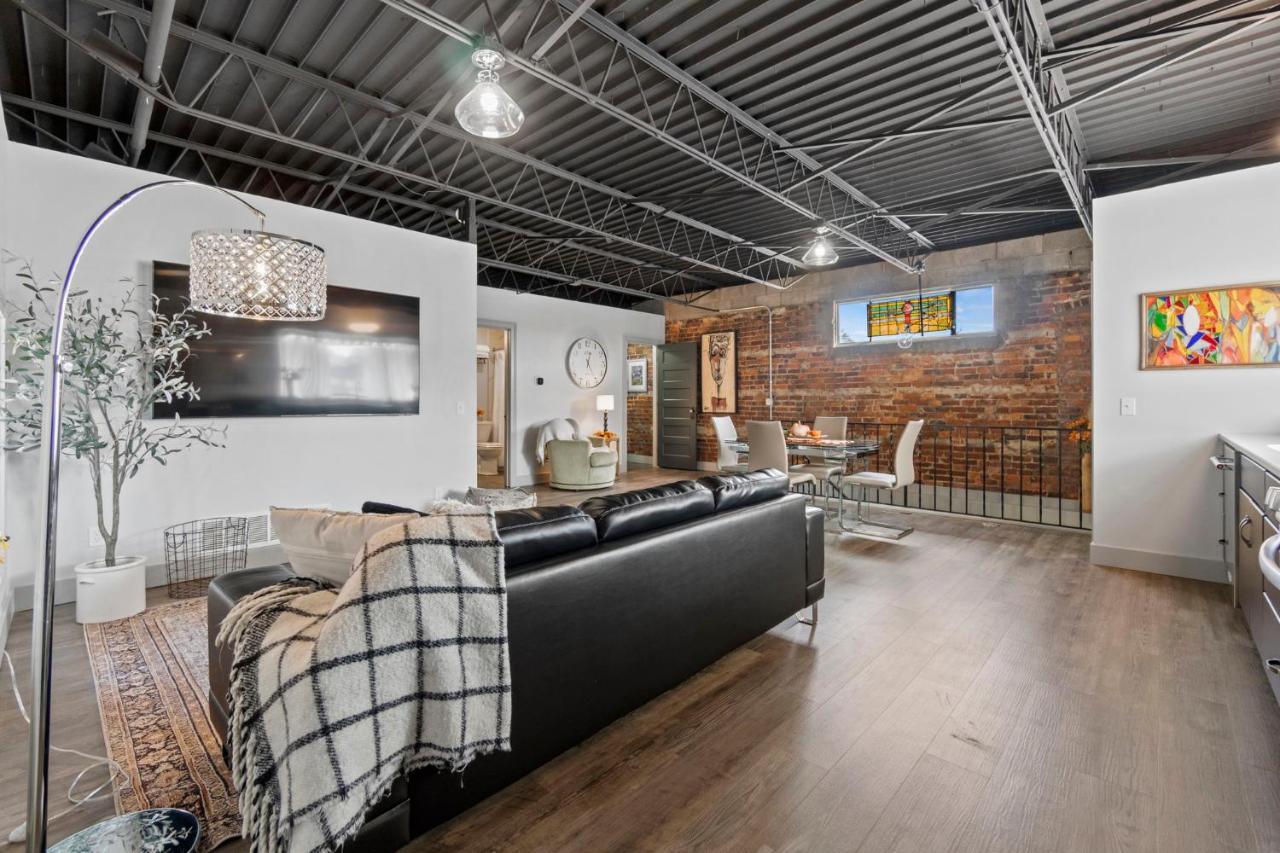 The 418. An 1866 Build With Modern Comforts Fort Wayne Luaran gambar